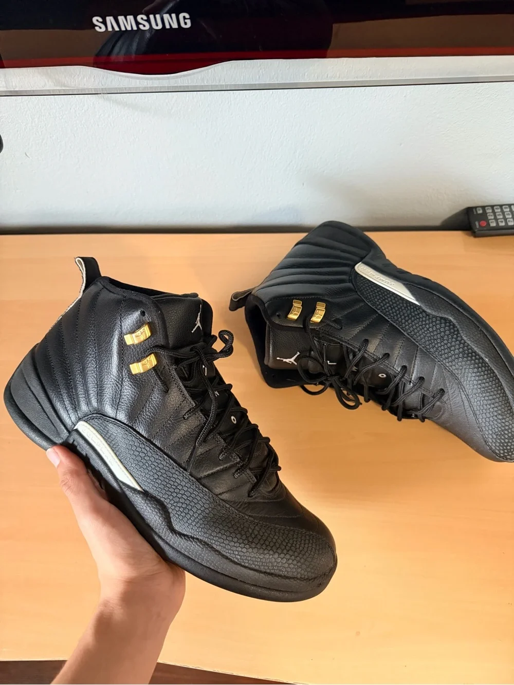 Jordan Men's Black & Gold Retro 12 Basketball Shoes